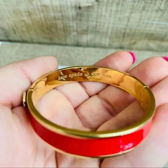 Kate Spade Heart Enamel Bangle - Picture 4 of 5